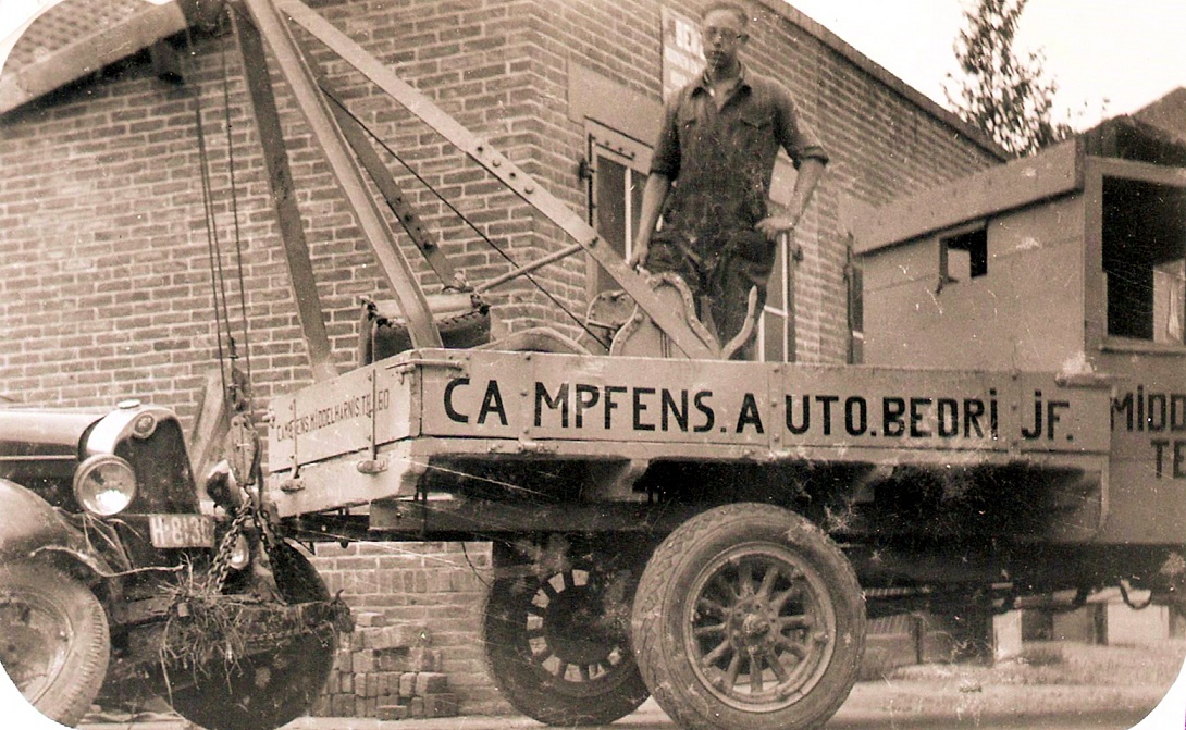 8.Gerard Campfens broer Bert zijn vader