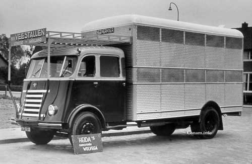 Heida carrosserie 1957 daf met opbouw veestransport