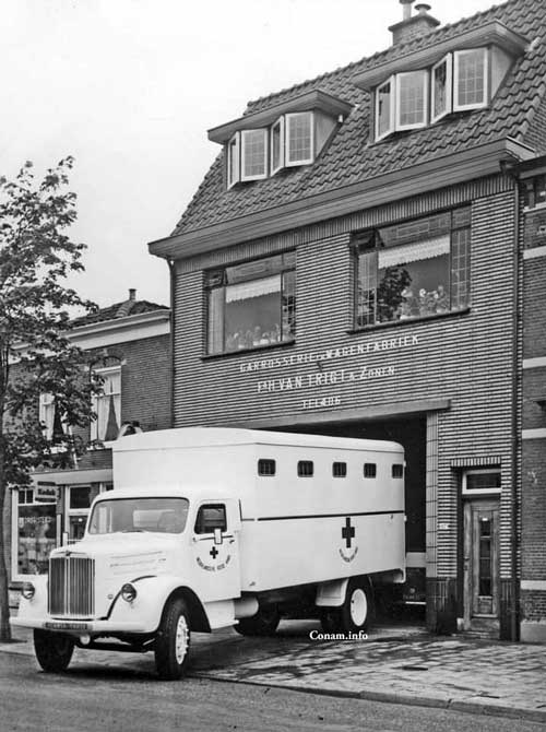 trigt carroserie 1958 scania rode kruis