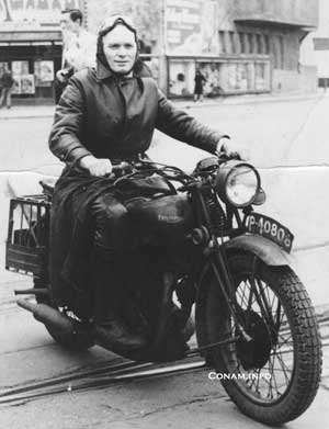 Triumph-1950-woude-1