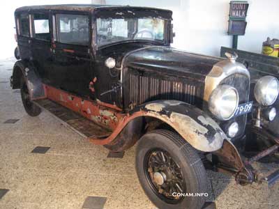 UX-79-09-Chrysler-1