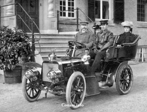 rijksnummer 7 Darracq 1905 Josua Marius Willem van der Poorten Schwartz 1858 1915 Adelheid Anna Beatrix van der Poorten Schwartz1888 1944voor De Zonheuvel Doorn Pho20x15 voorzijde